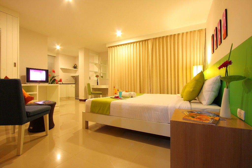 Baramee Hip Hotel Phuket Exterior foto